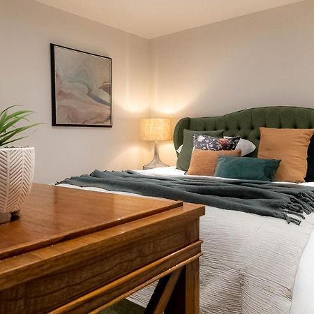 Three Bedroom Near Brick Lane By Belvilla London Bagian luar foto